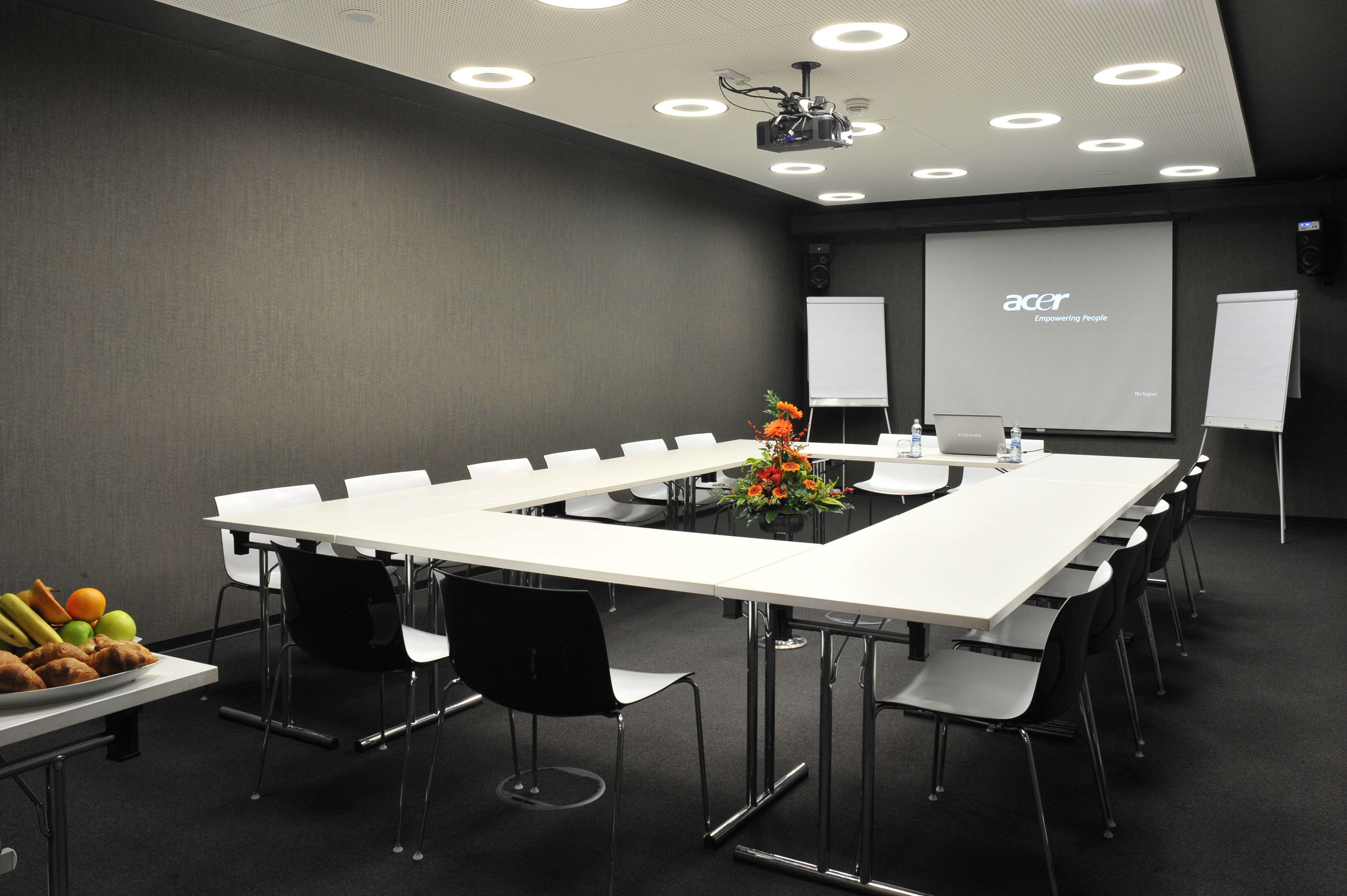Design Metropol 4*