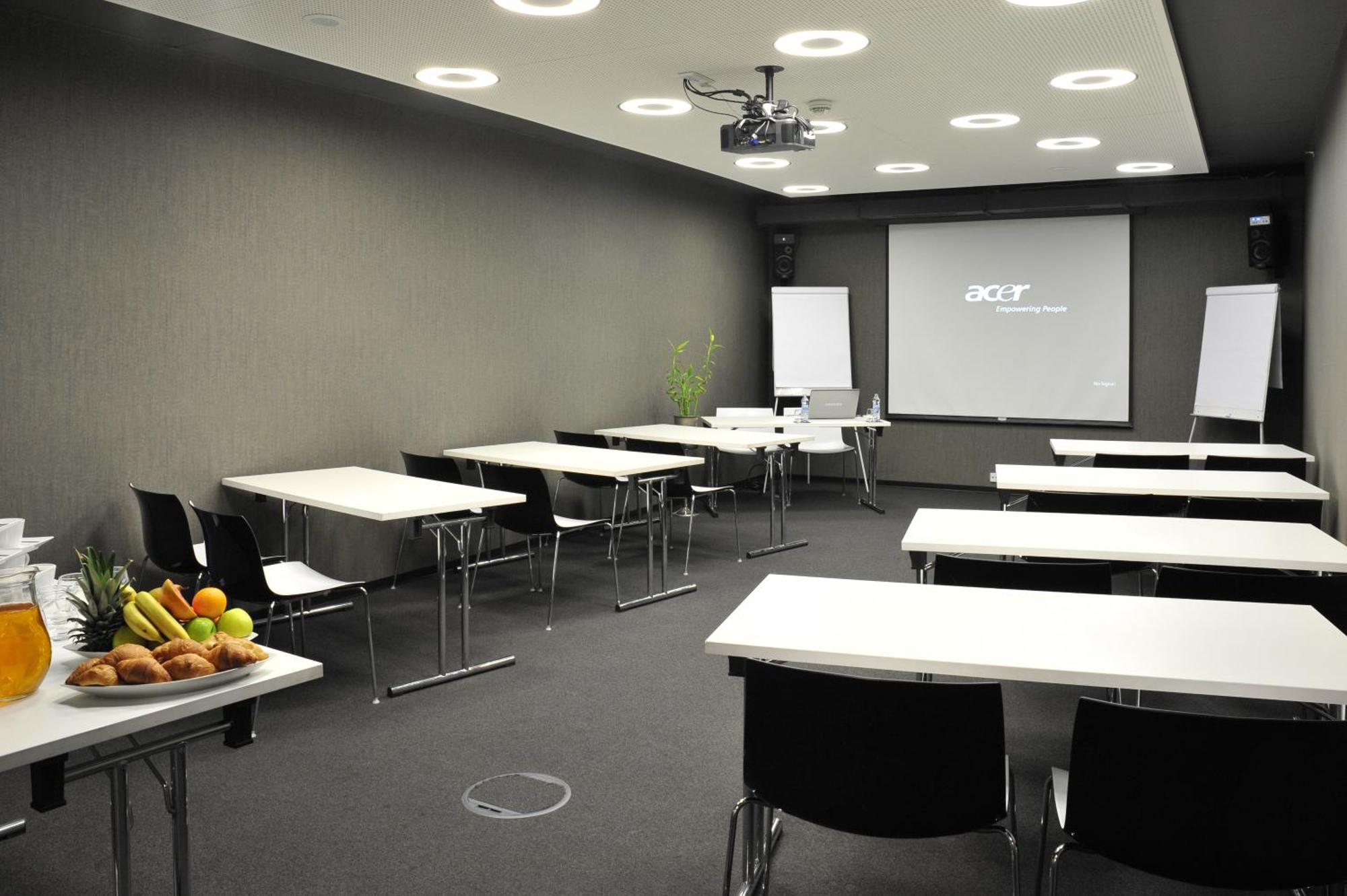 Design Metropol 4*