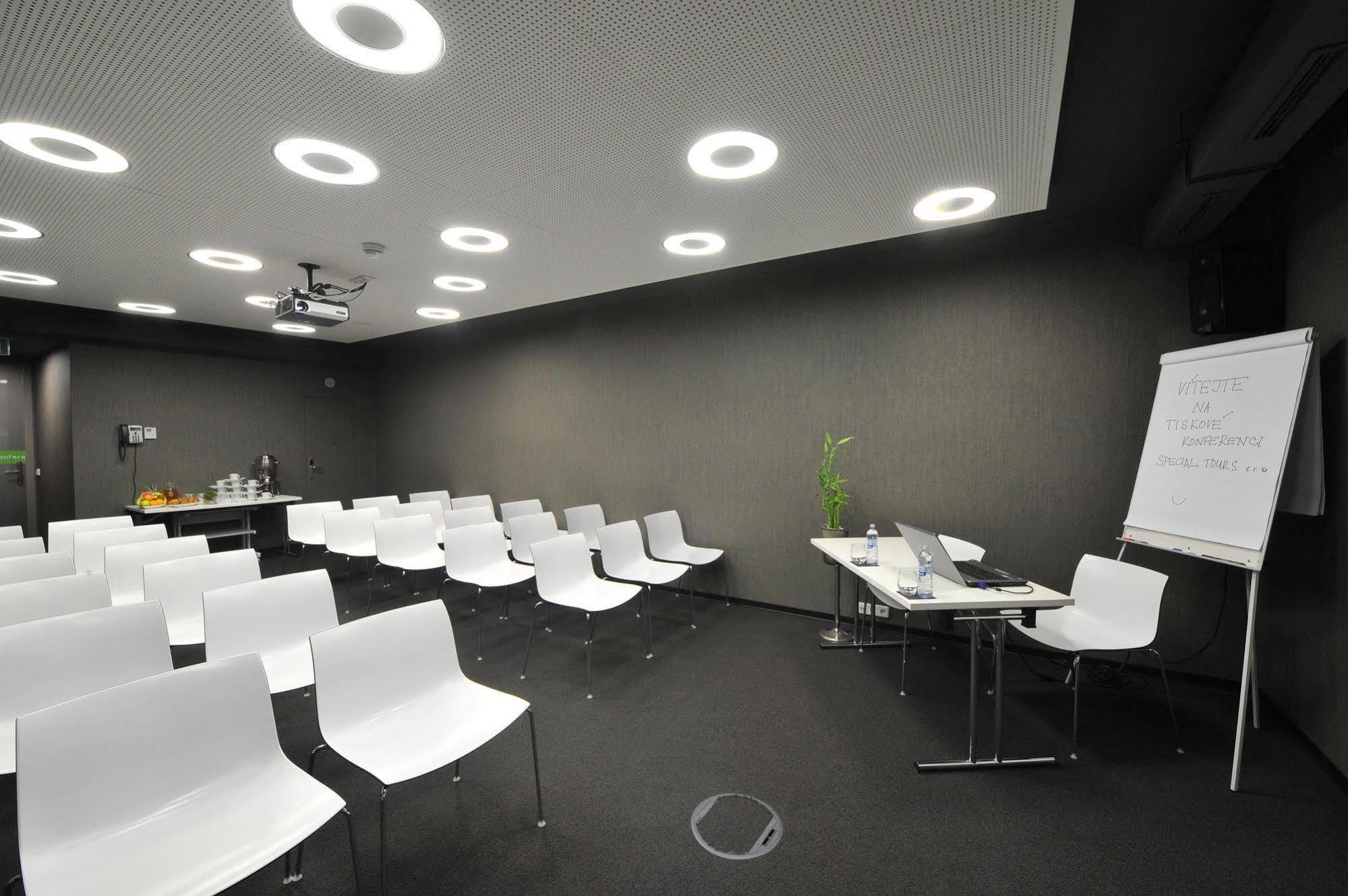 Hotel Design Metropol 4*